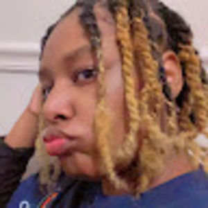 Meet your Posher, Nakia